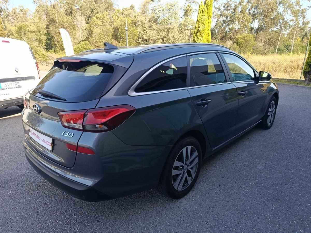 hyundai-i30-sw-2020-diesel-1598cc