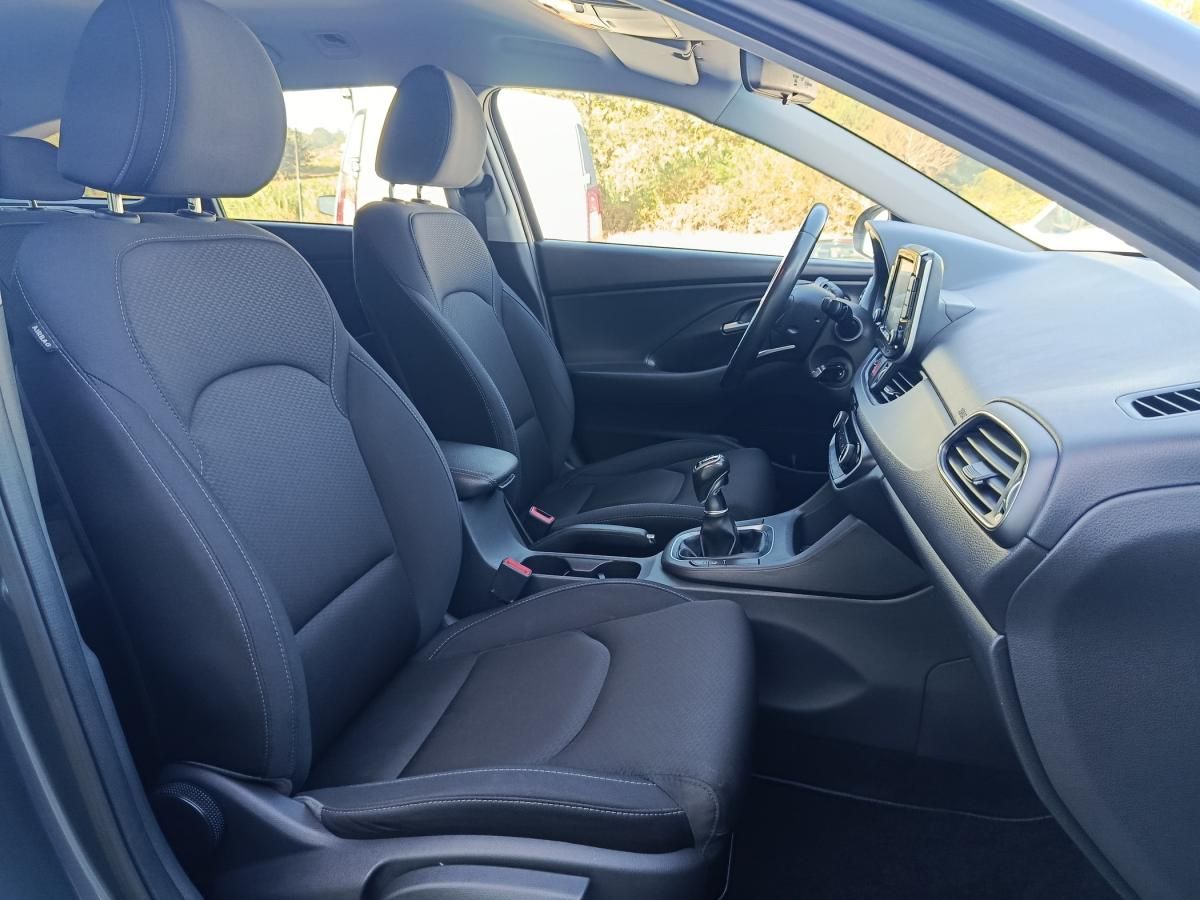 hyundai-i30-sw-2020-diesel-1598cc