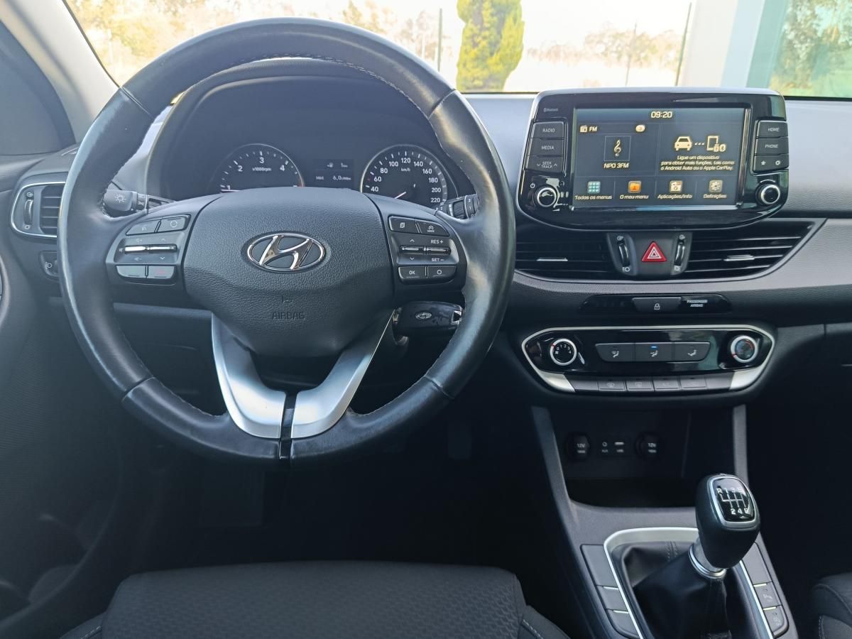 hyundai-i30-sw-2020-diesel-1598cc