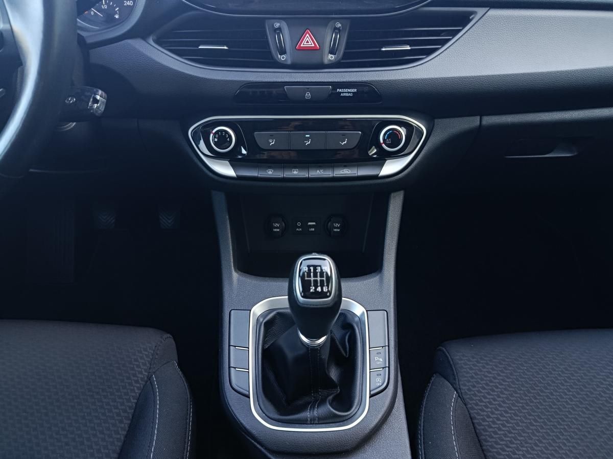 hyundai-i30-sw-2020-diesel-1598cc