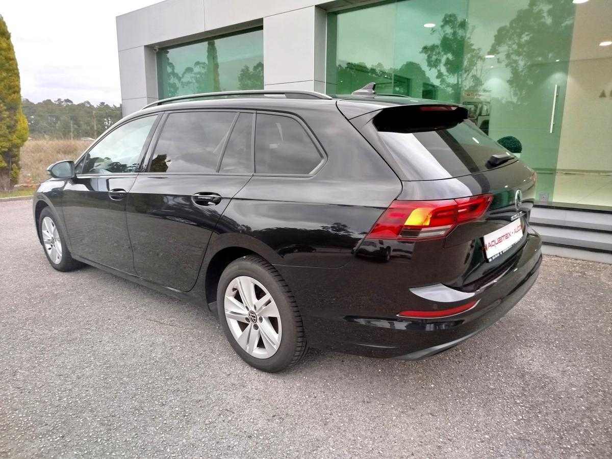 volkswagen-golf-variant-2021-diesel-1968cc