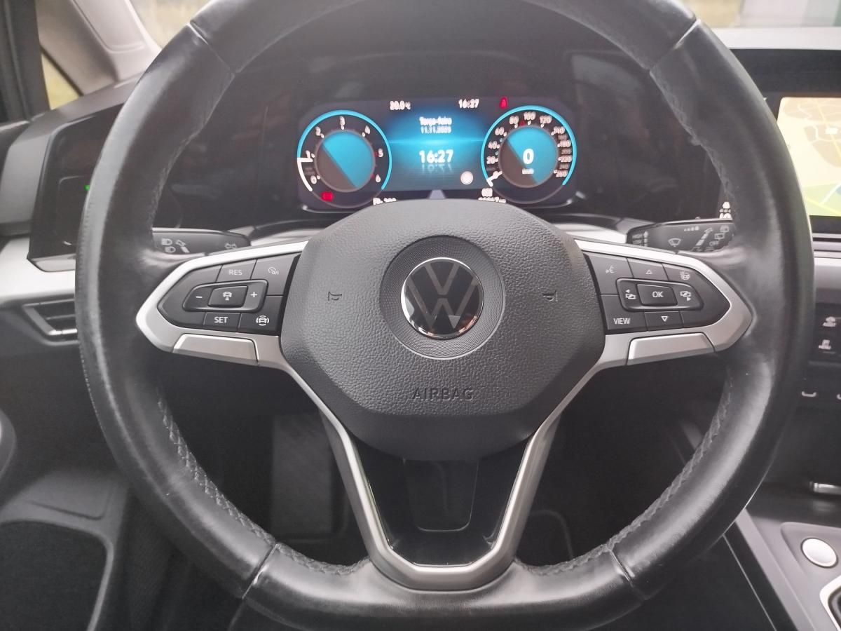 volkswagen-golf-variant-2021-diesel-1968cc