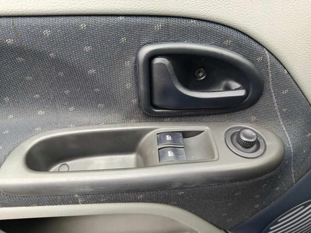 renault-clio-2001-diesel-1461cc