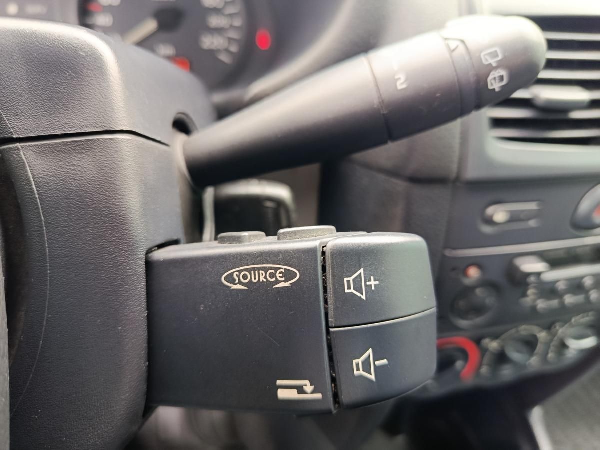 renault-clio-2001-diesel-1461cc
