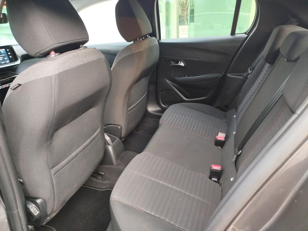 peugeot-208-2021-diesel-1499cc