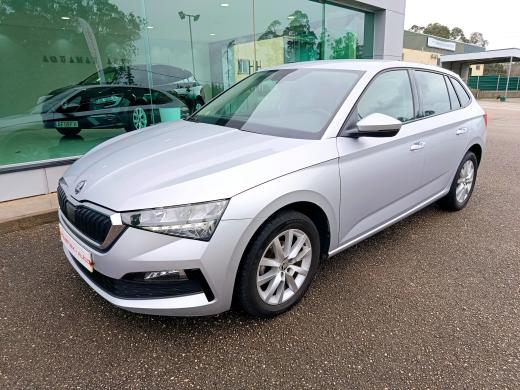 skoda-scala-2022-gasolina-999cc