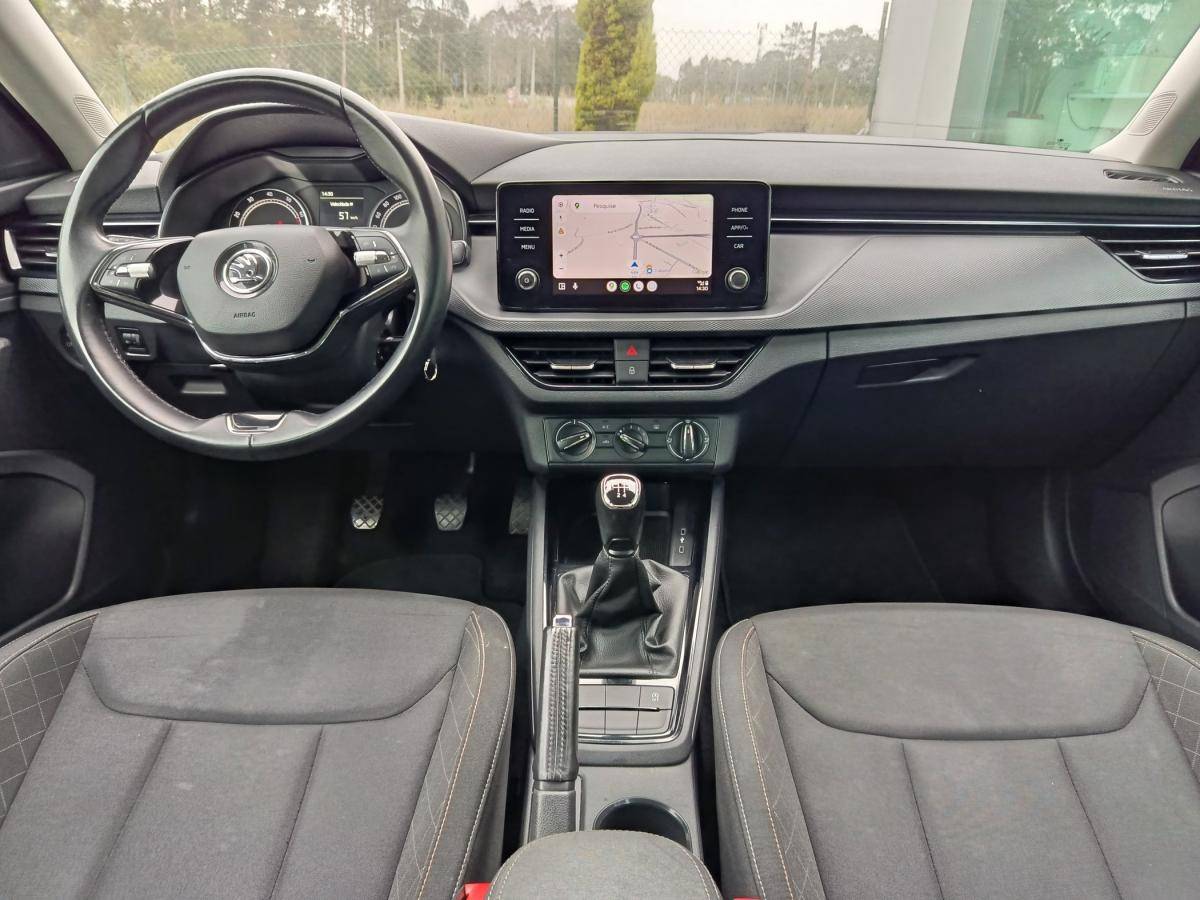 skoda-scala-2022-gasolina-999cc