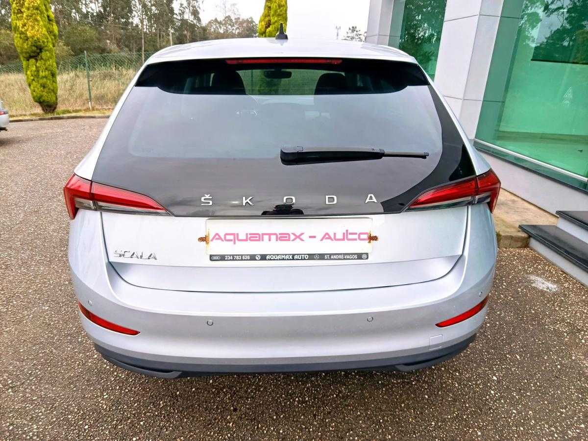 skoda-scala-2022-gasolina-999cc