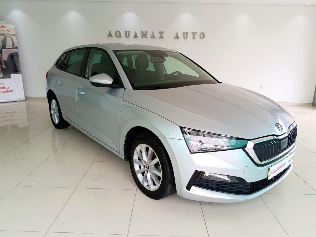 skoda-scala-2022-gasolina-999cc