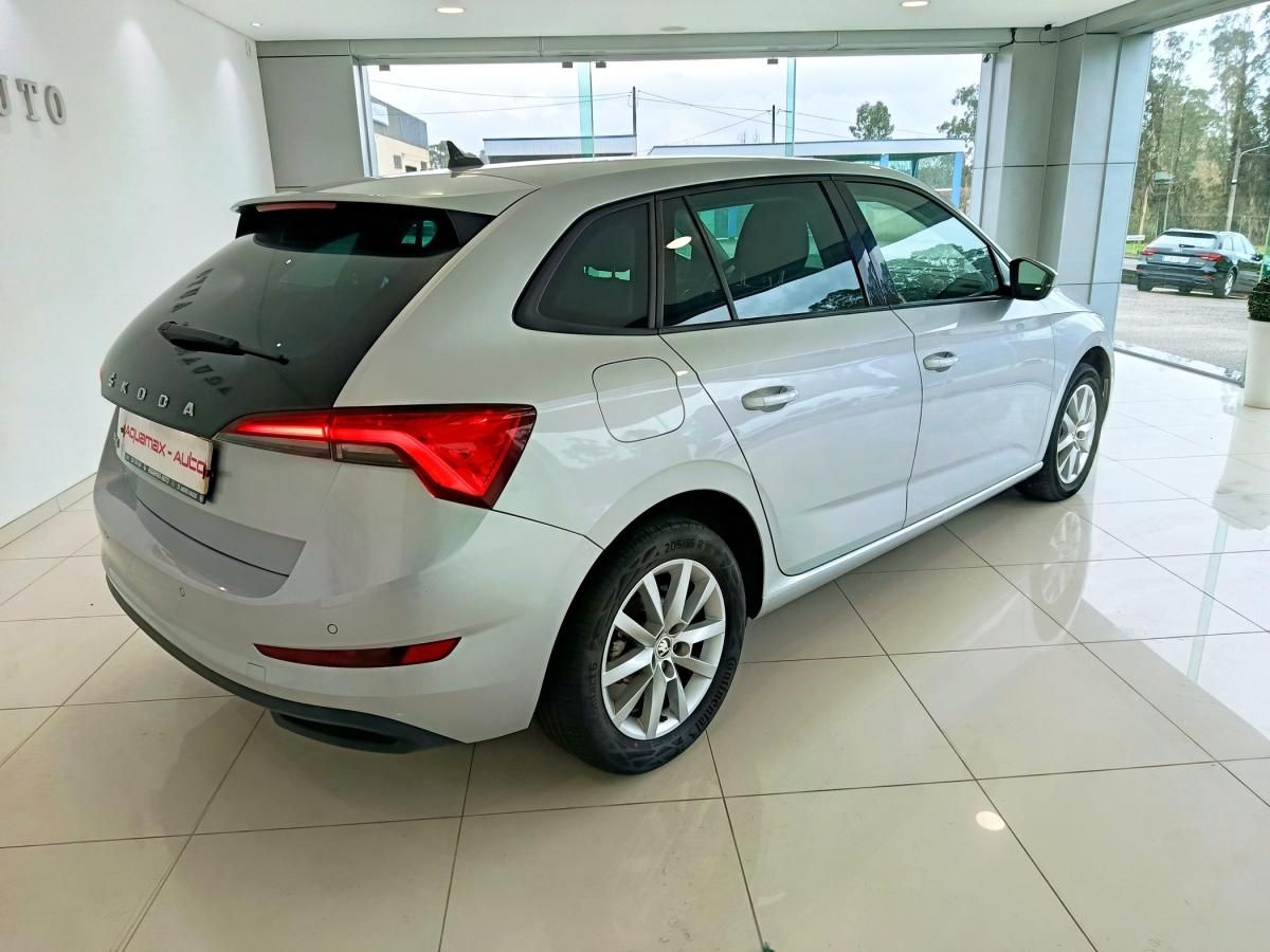 skoda-scala-2022-gasolina-999cc