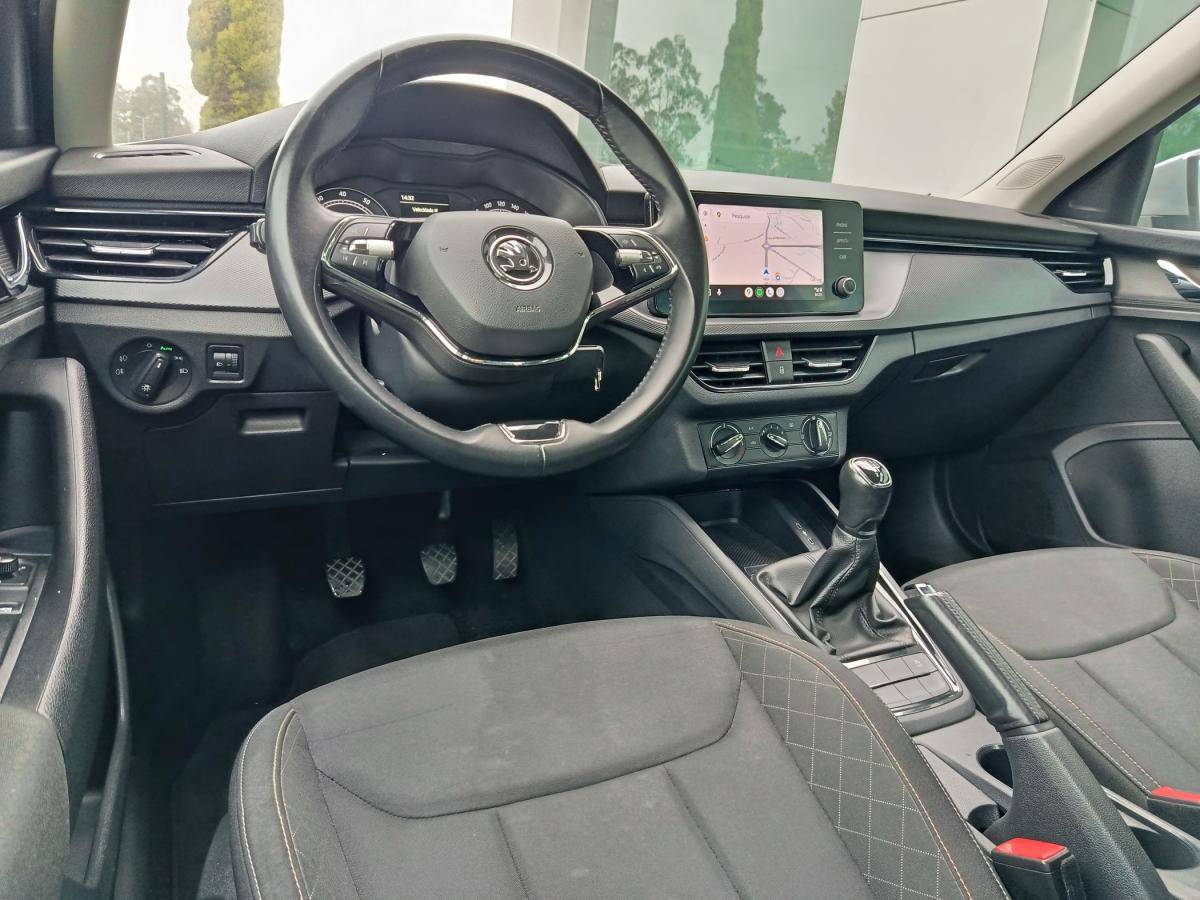 skoda-scala-2022-gasolina-999cc