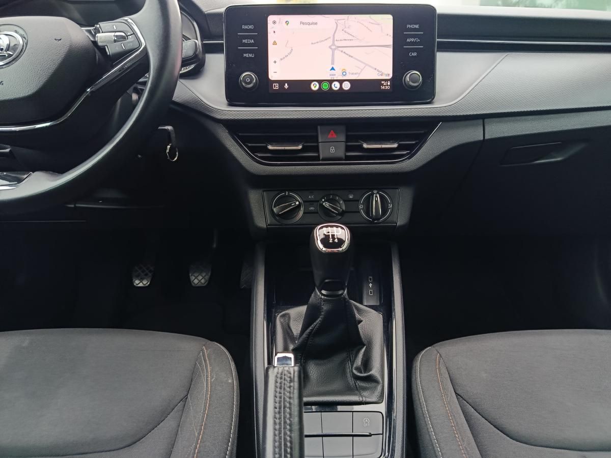 skoda-scala-2022-gasolina-999cc