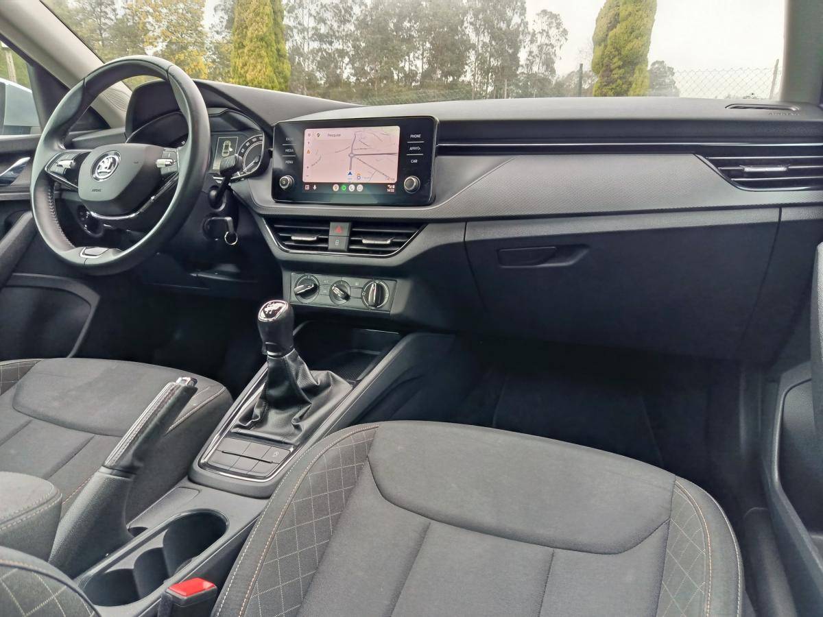 skoda-scala-2022-gasolina-999cc