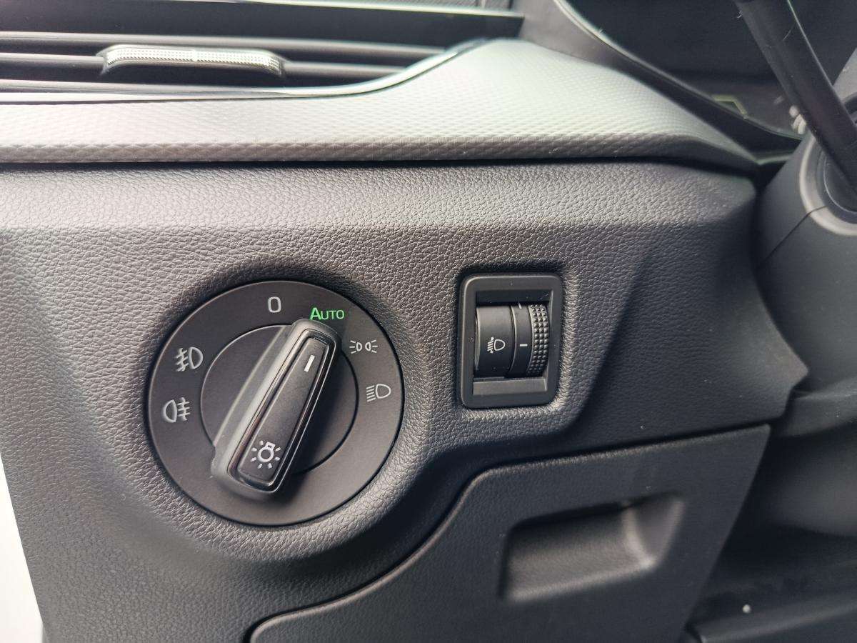 skoda-scala-2022-gasolina-999cc