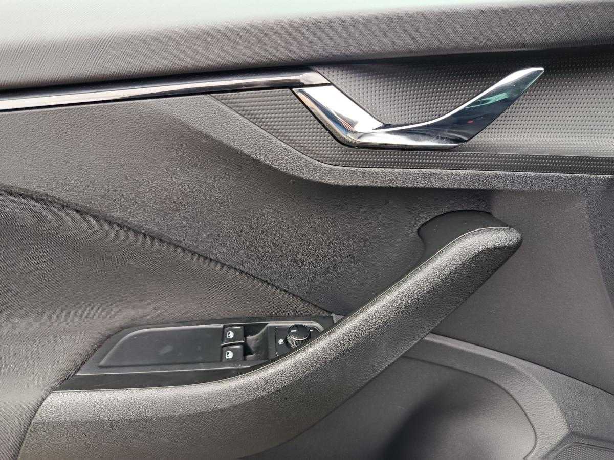 skoda-scala-2022-gasolina-999cc