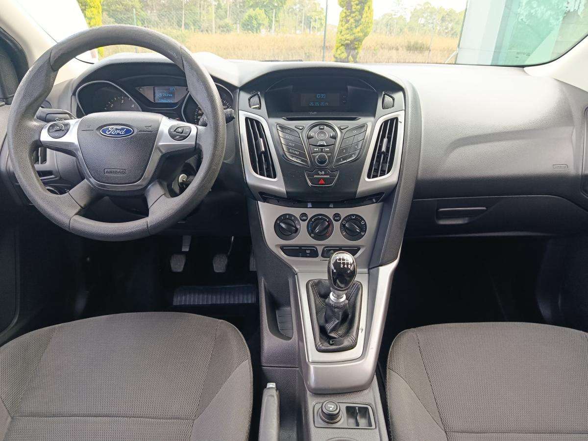 ford-focus-sw-2014-diesel-1560cc