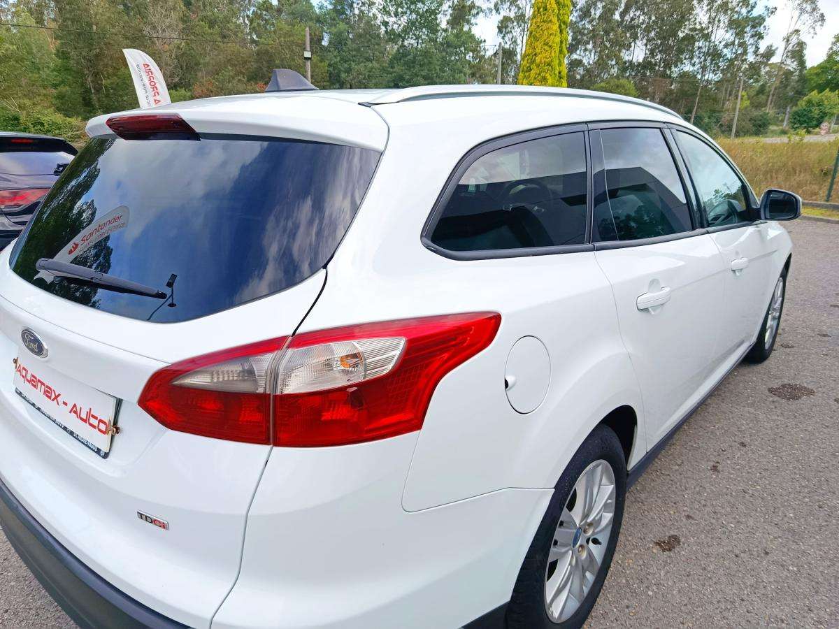 ford-focus-sw-2014-diesel-1560cc