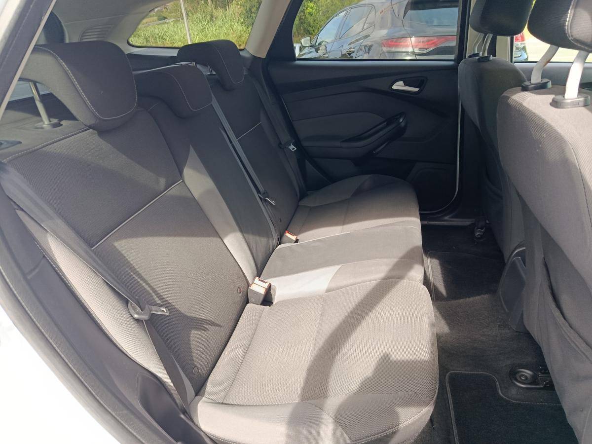 ford-focus-sw-2014-diesel-1560cc