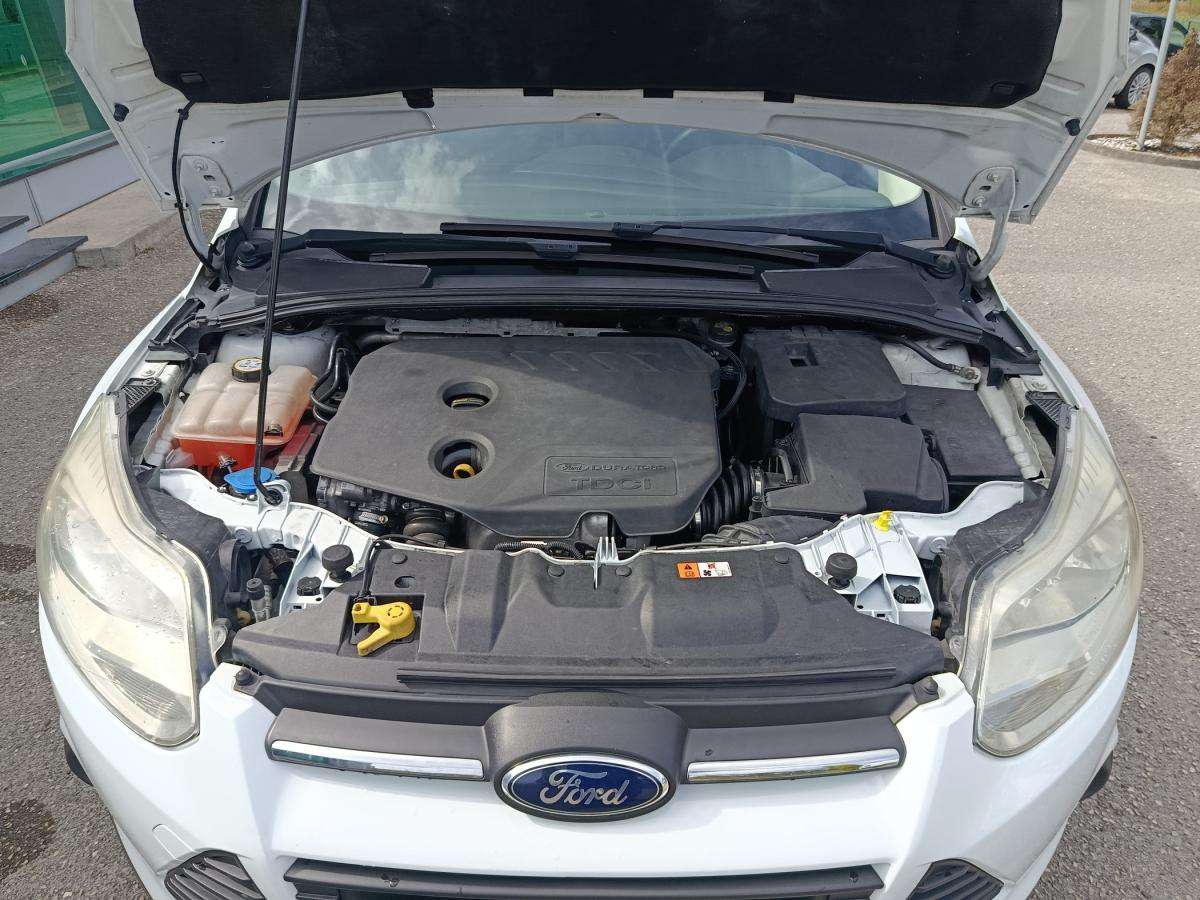 ford-focus-sw-2014-diesel-1560cc