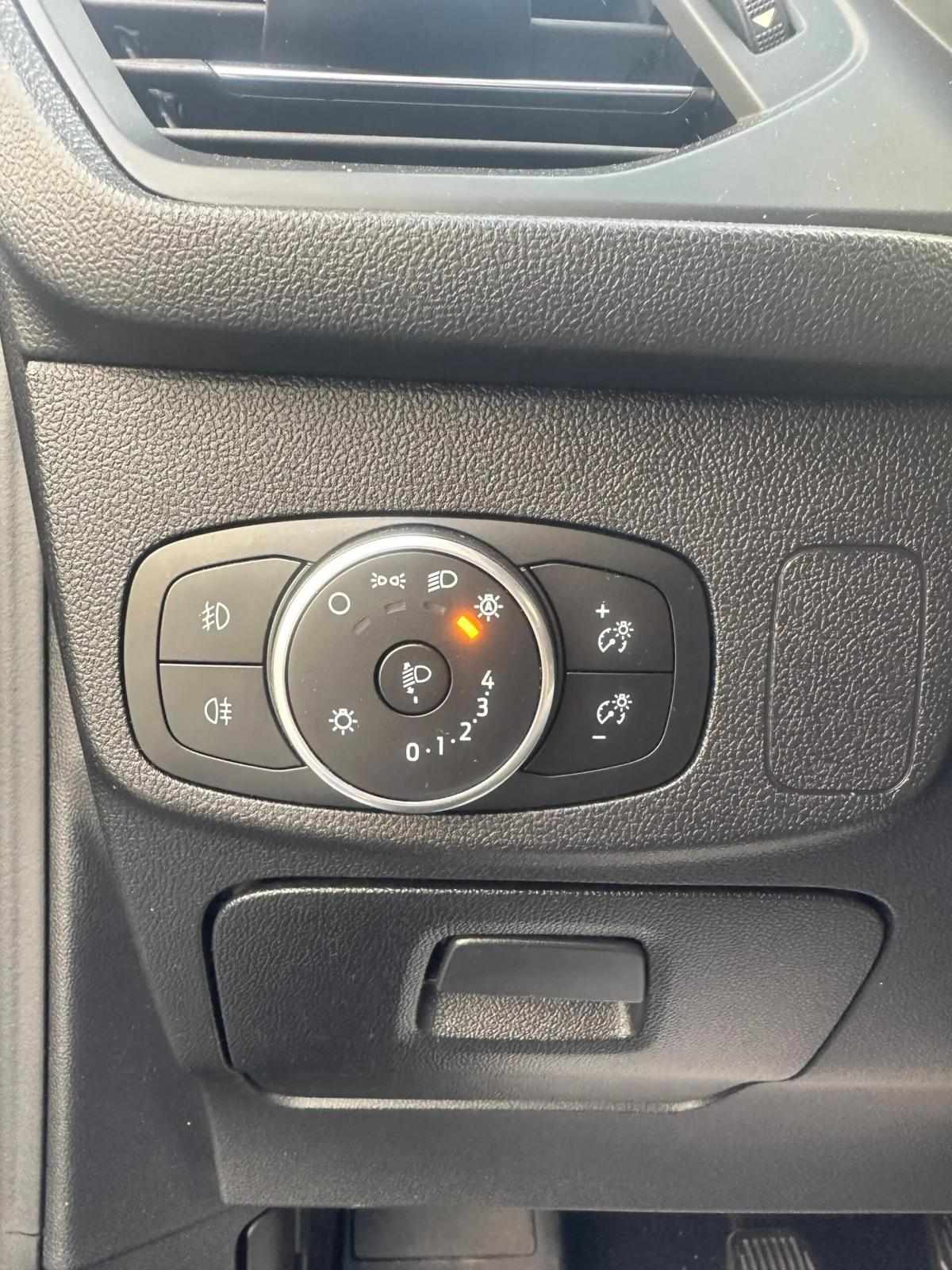 ford-focus-sw-2019-diesel-1499cc