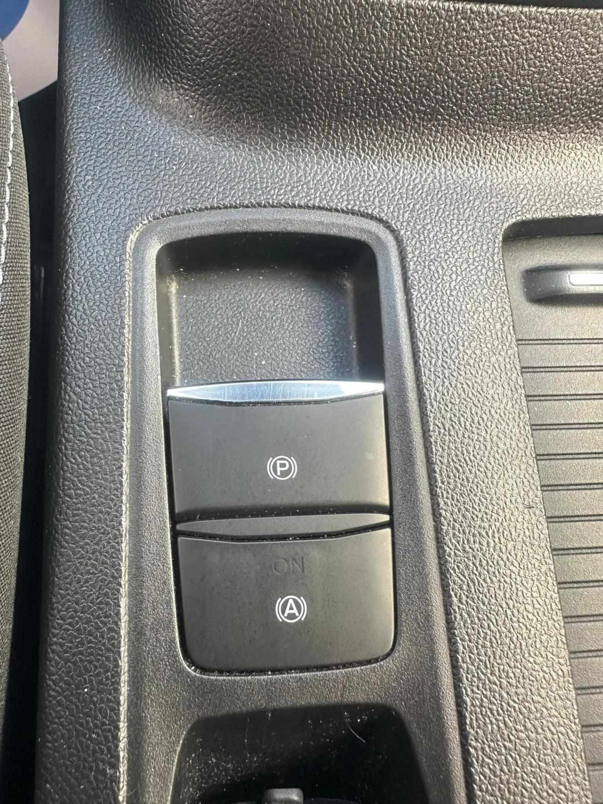 ford-focus-sw-2019-diesel-1499cc