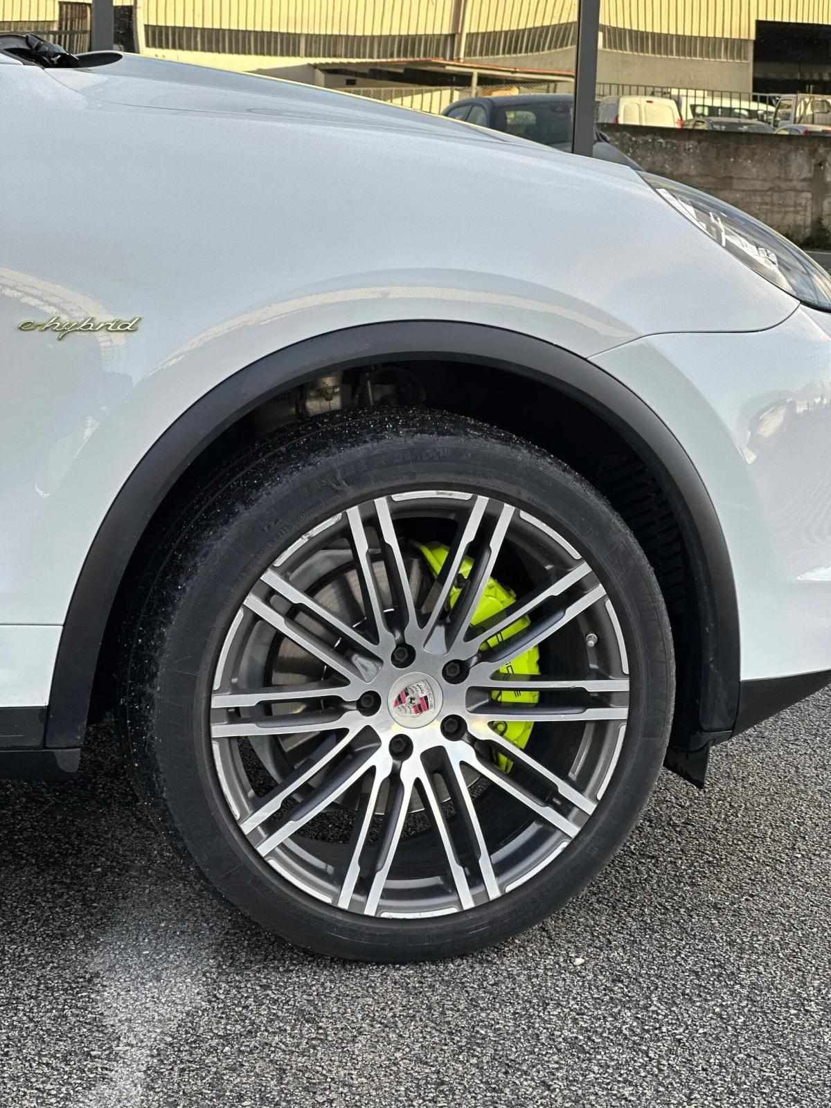 porsche-cayenne-2015-hibrido-a-gasolina-2995cc