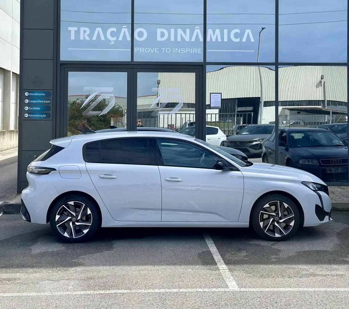 peugeot-308-2025-hibrido-a-gasolina-1598cc