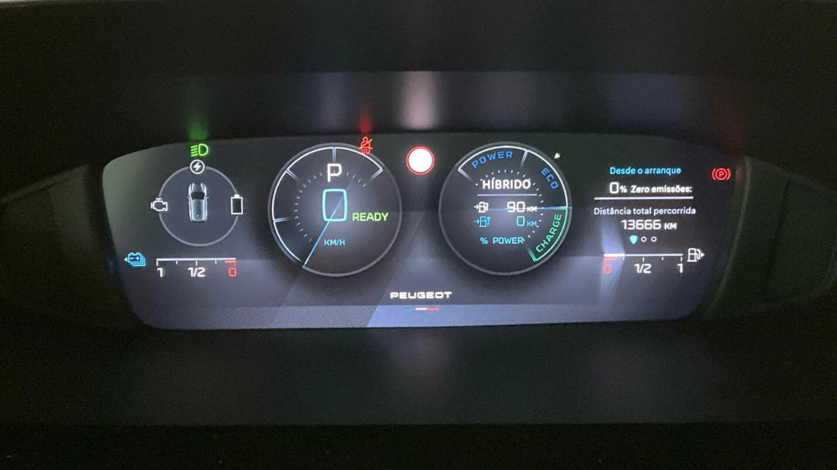 peugeot-308-2025-hibrido-a-gasolina-1598cc