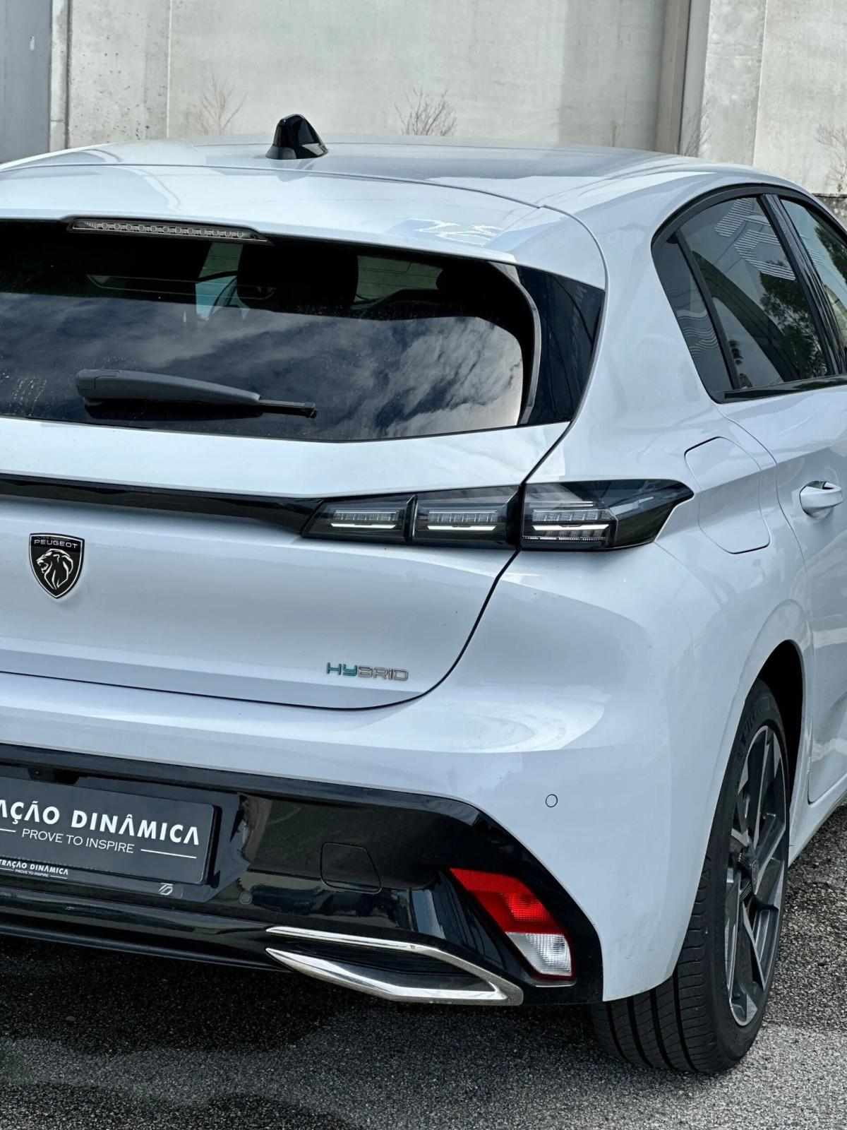 peugeot-308-2025-hibrido-a-gasolina-1598cc