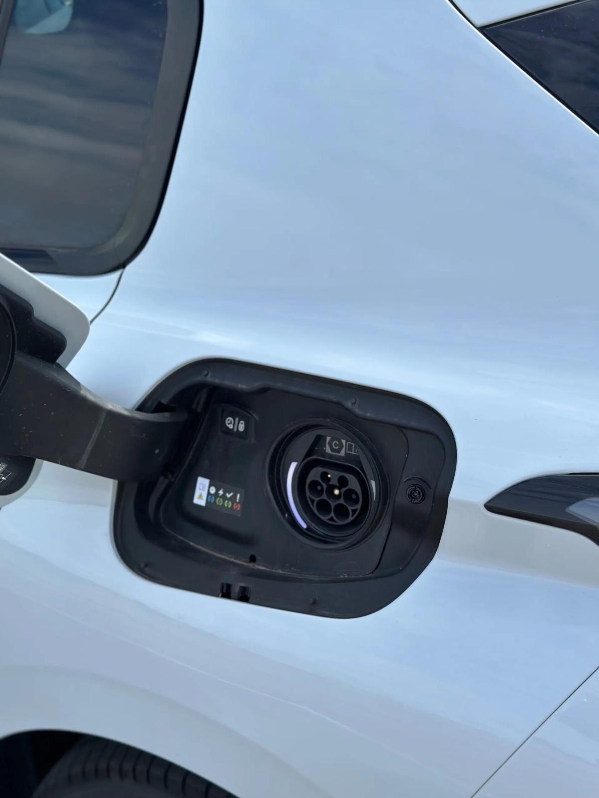 peugeot-308-2025-hibrido-a-gasolina-1598cc