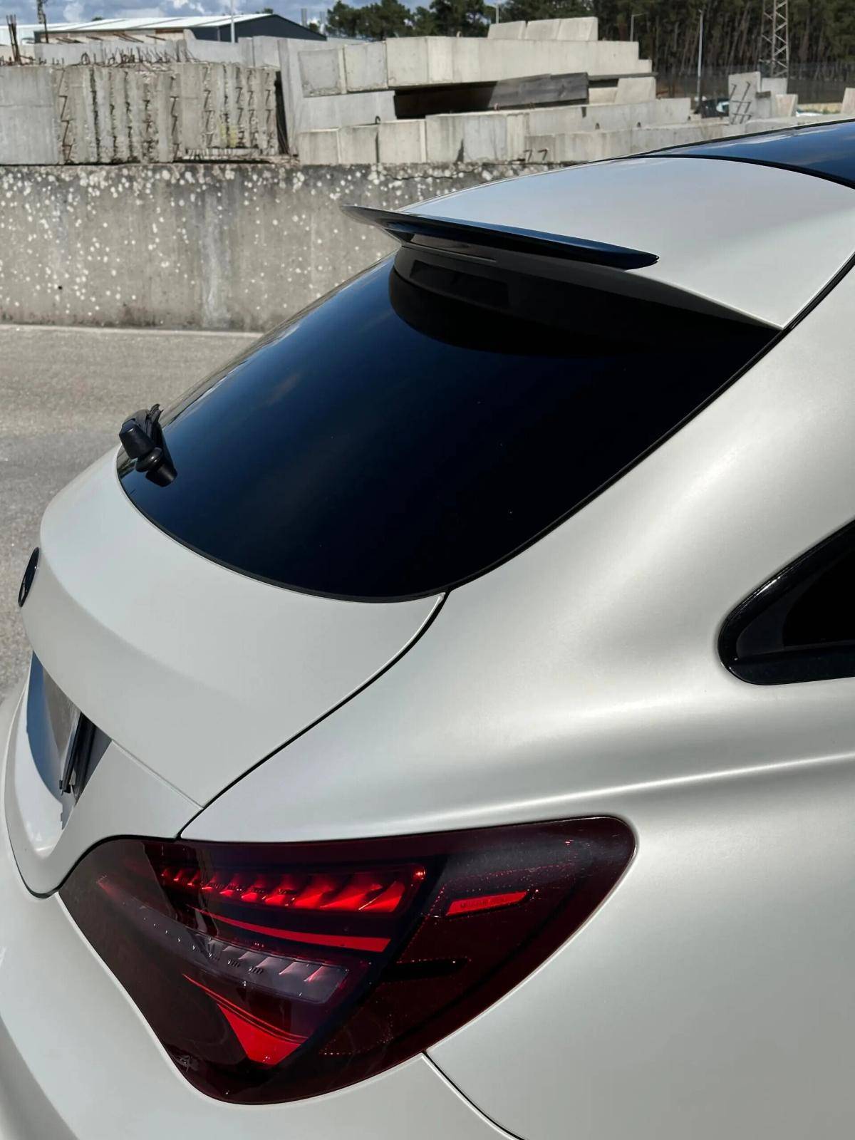 mercedes-benz-cla-220-d-shooting-brake-2017-diesel-2143cc