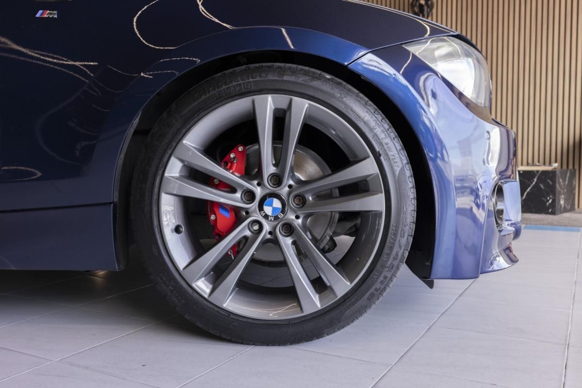 bmw-serie-1-2011-diesel-1995cc