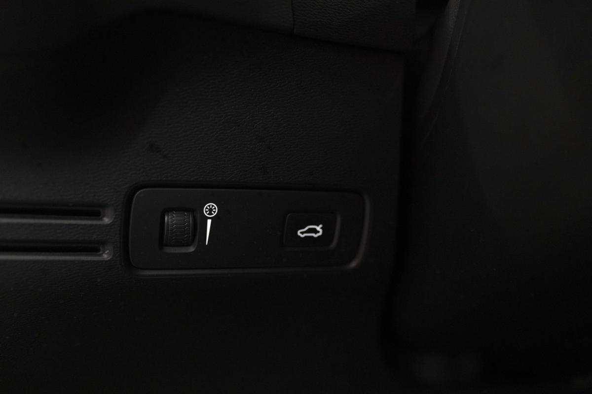 volvo-xc40-2020-eletrico-0cc