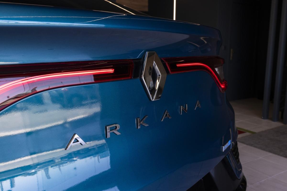 renault-arkana-2021-hibrido-1598cc