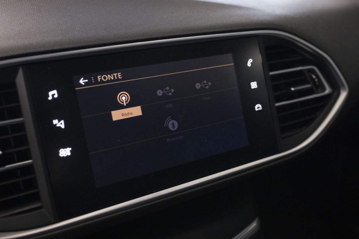 peugeot-308-2019-gasolina-1199cc