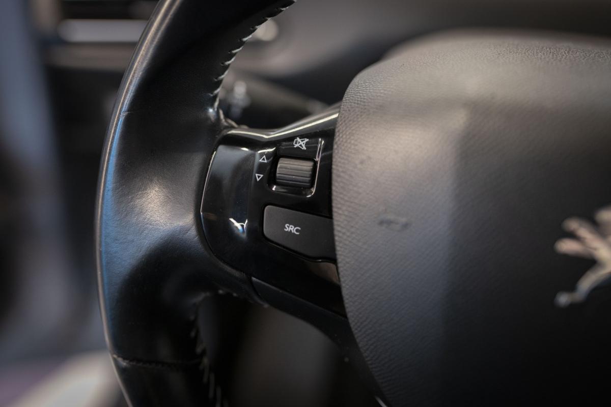peugeot-308-2019-gasolina-1199cc