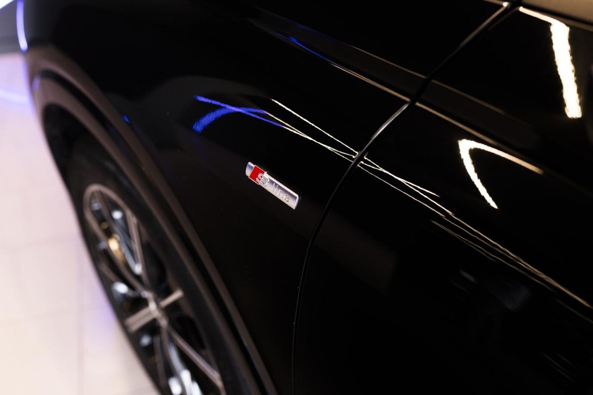 audi-q4-e-tron-2021-eletrico-0cc