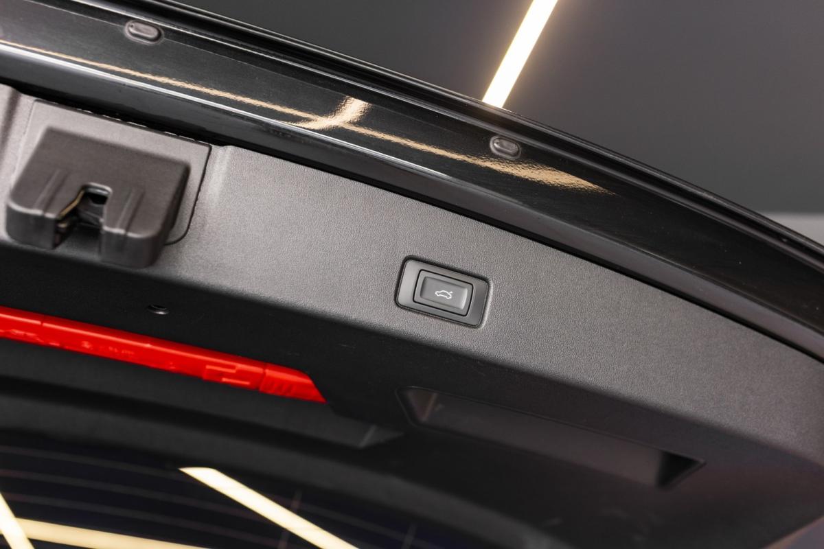audi-q4-e-tron-2021-eletrico-0cc