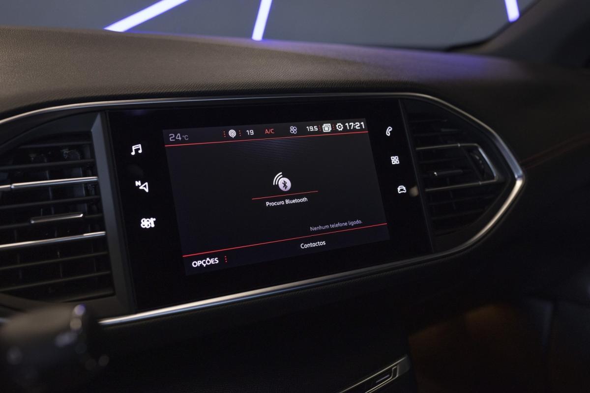 peugeot-308-2016-gasolina-1598cc