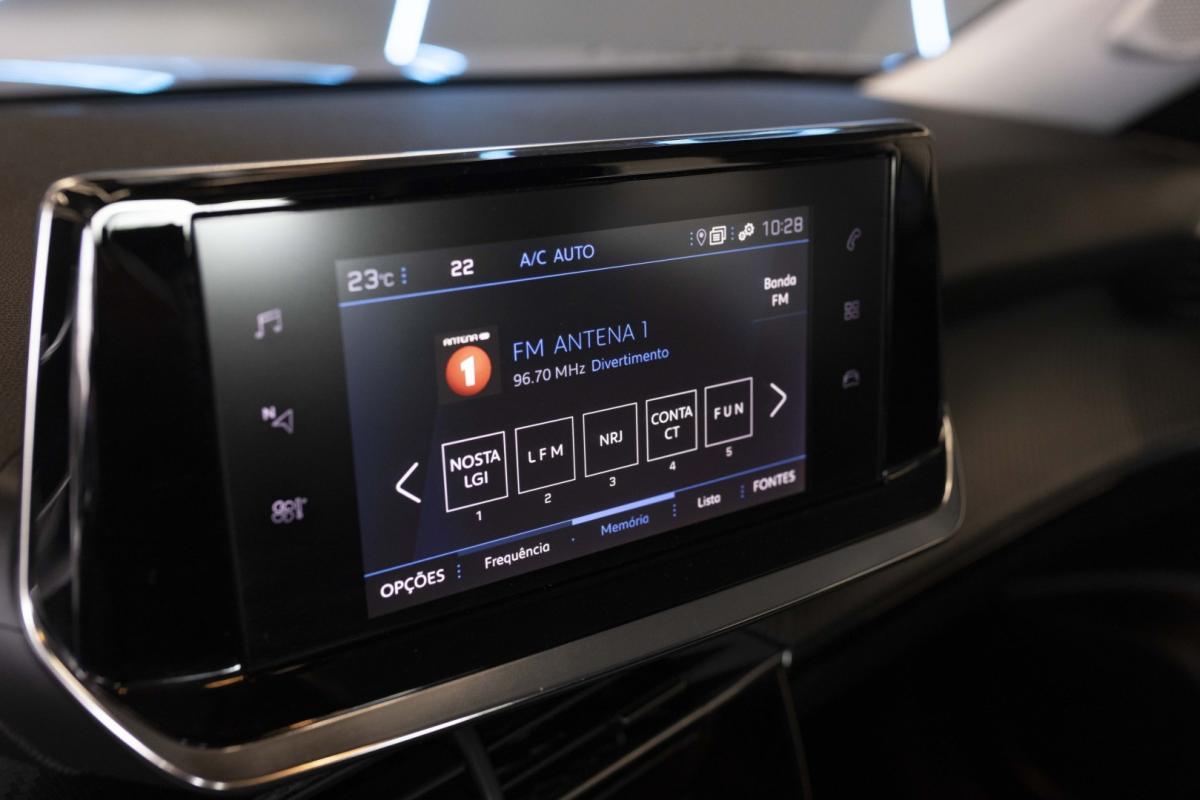 peugeot-2008-2020-diesel-1499cc
