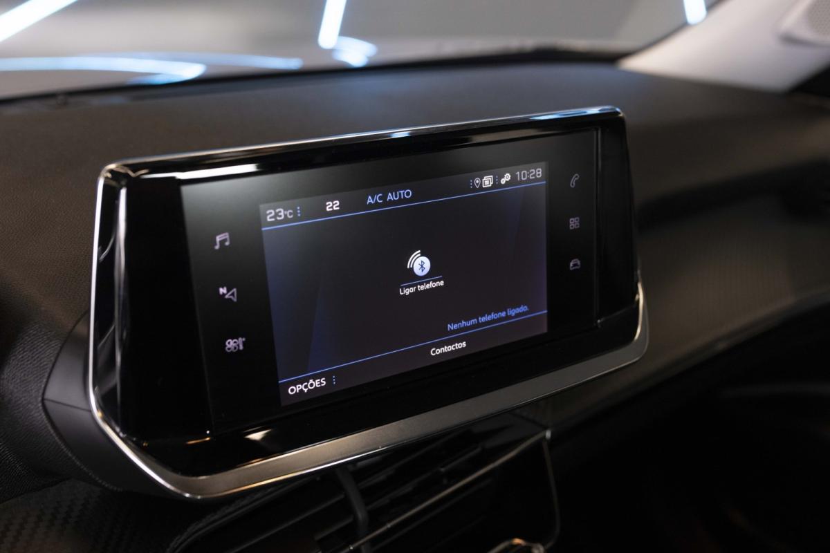 peugeot-2008-2020-diesel-1499cc