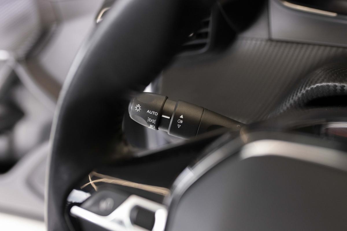 peugeot-2008-2020-diesel-1499cc