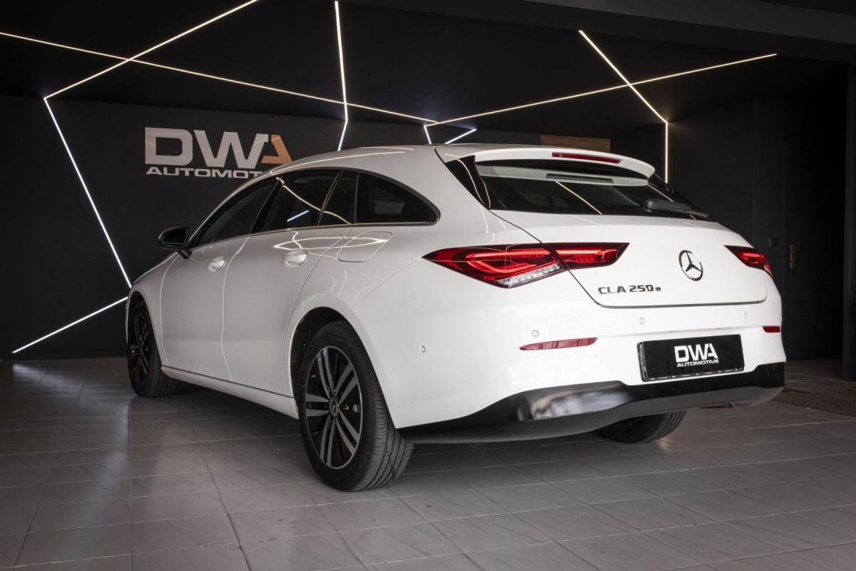 mercedes-benz-cla-2022-hibrido-1332cc