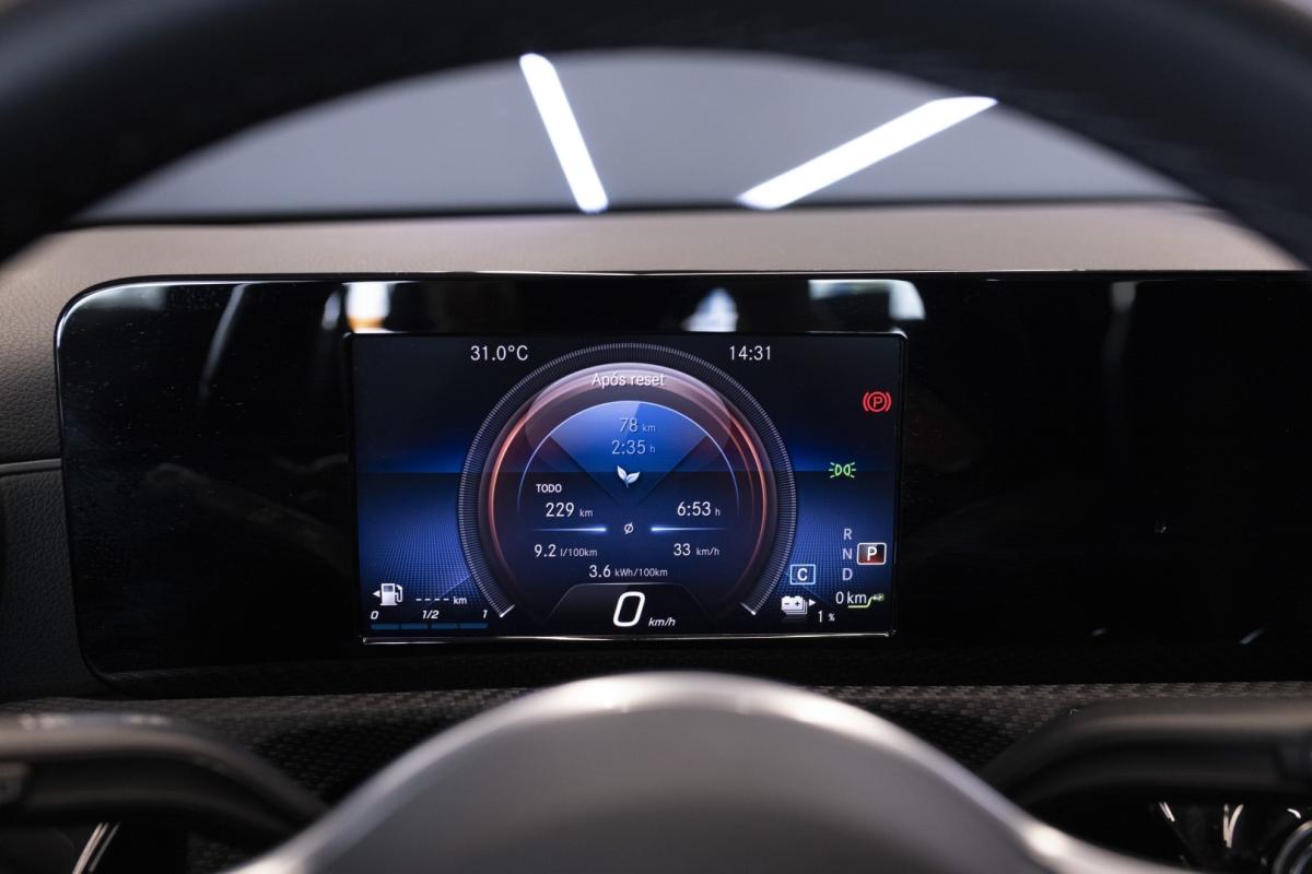 mercedes-benz-cla-2022-hibrido-1332cc