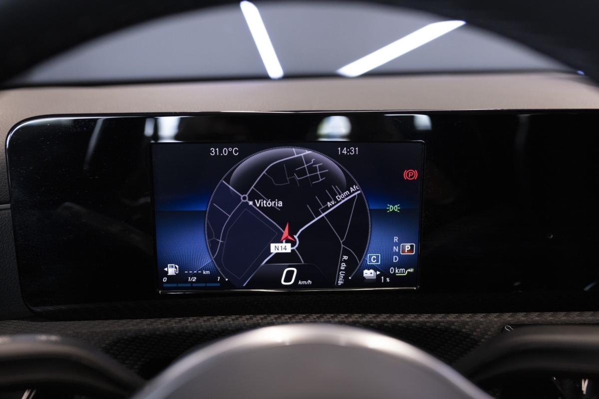 mercedes-benz-cla-2022-hibrido-1332cc