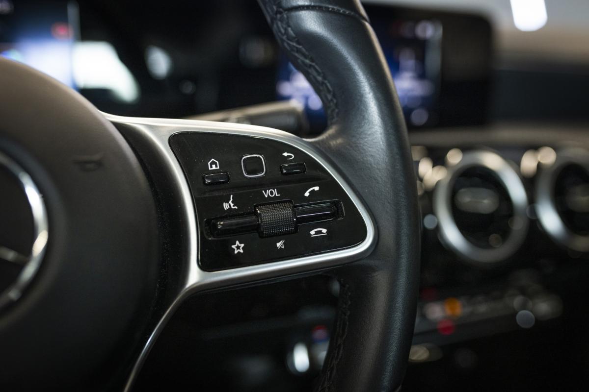 mercedes-benz-cla-2022-hibrido-1332cc