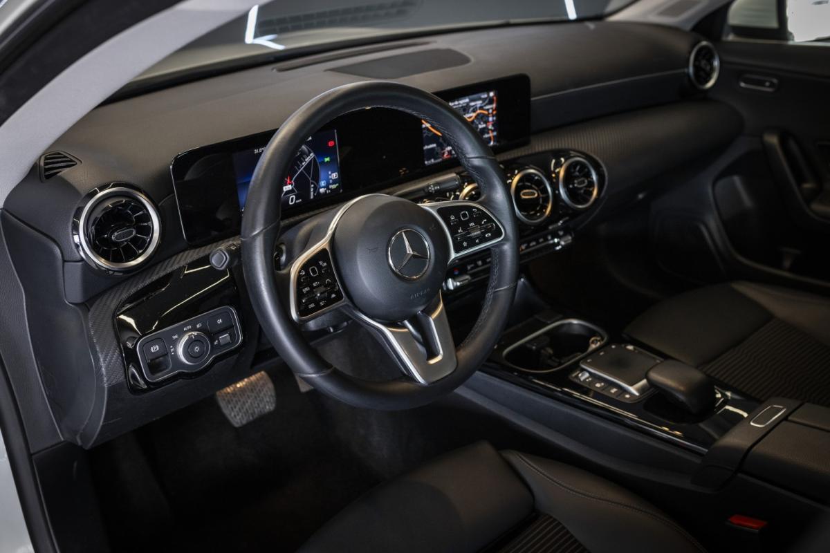 mercedes-benz-cla-2022-hibrido-1332cc