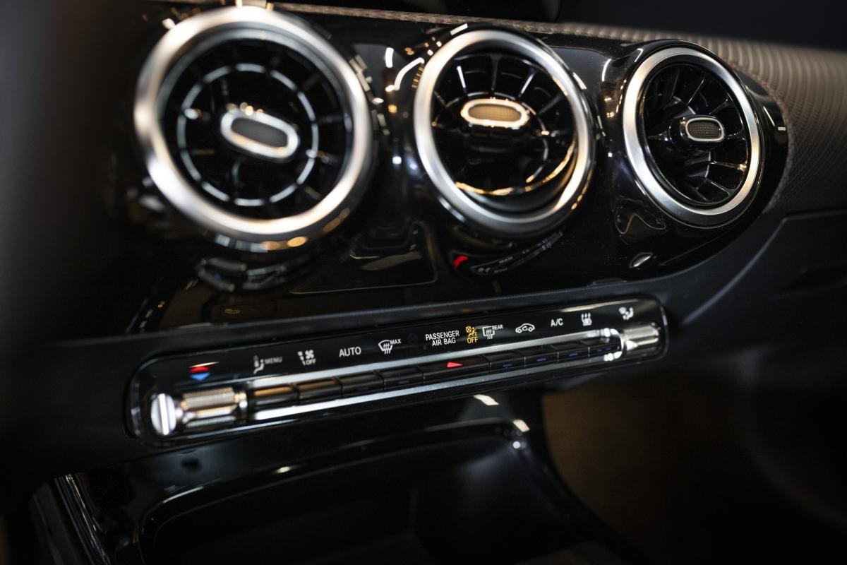 mercedes-benz-cla-2022-hibrido-1332cc