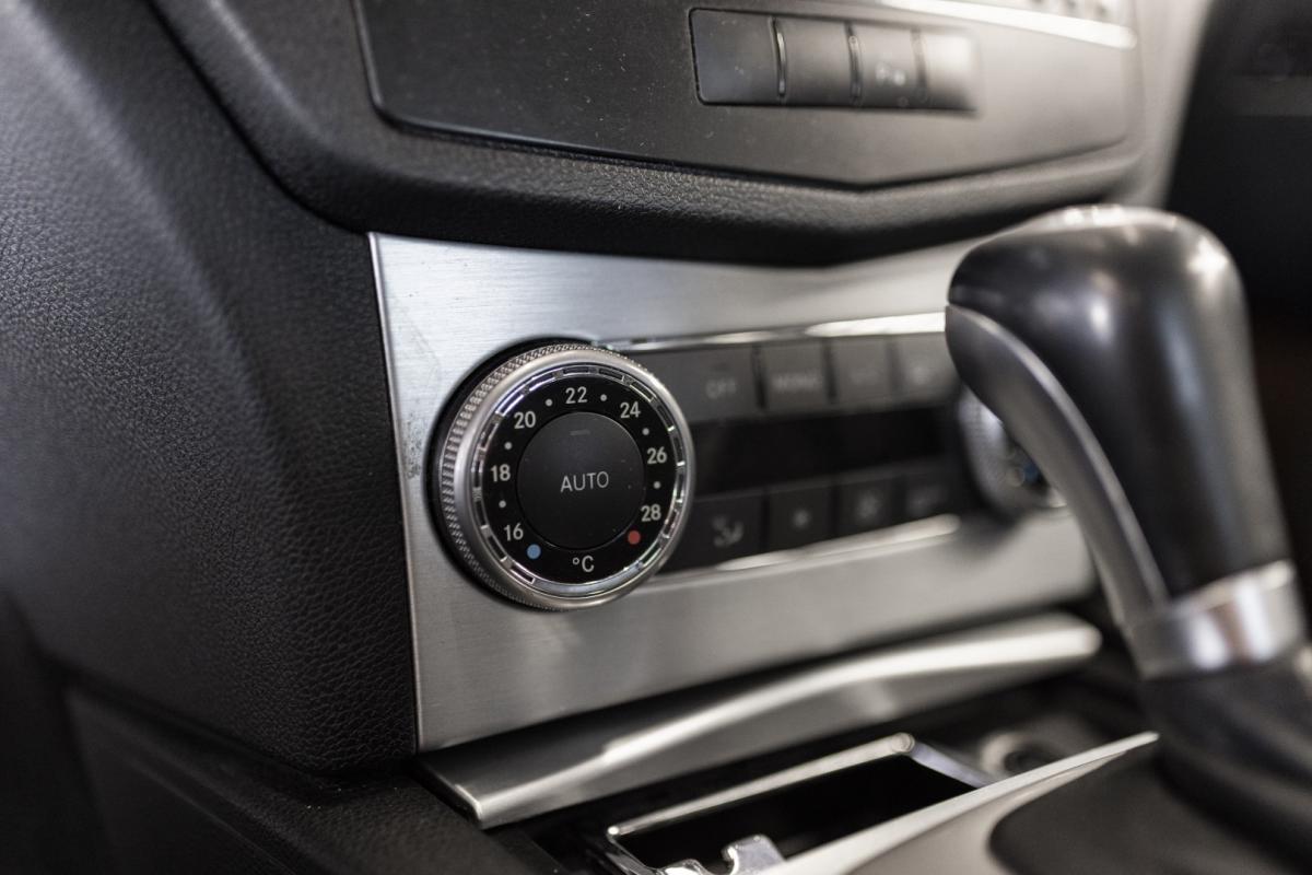 mercedes-benz-classe-c-2010-diesel-2143cc