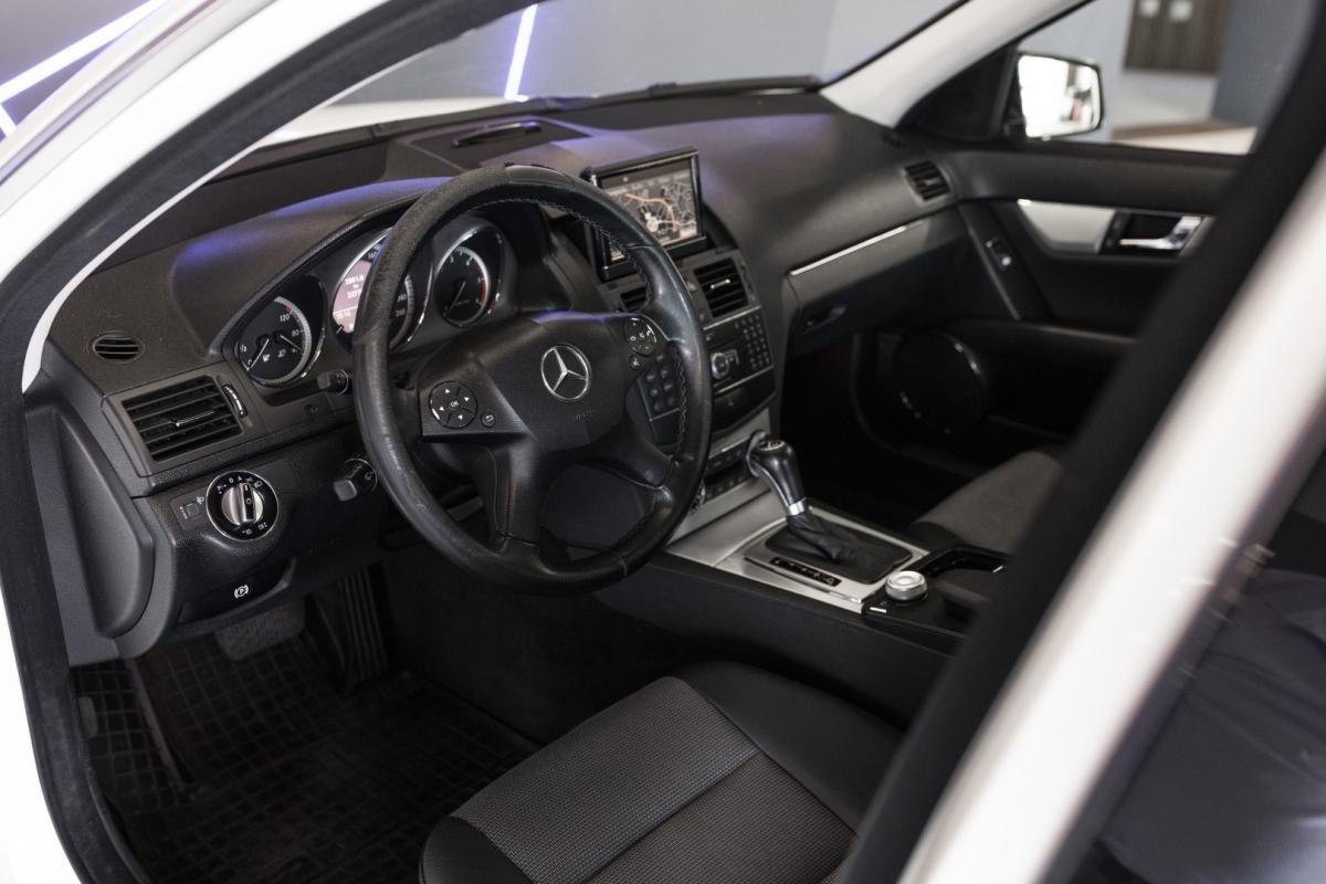 mercedes-benz-classe-c-2010-diesel-2143cc